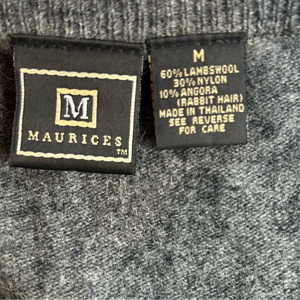 VTG Maurices Charcoal Gray Crewneck Abalone Button-Front Velvet Trim Cardigan - Picture 4 of 8